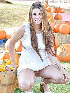 Aveline Halloween Teen by FTVGirls