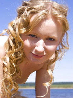 You Can Touch by Femjoy
