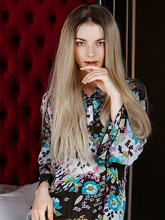 Presenting Francesca Rose by Albert Varin by Met Art