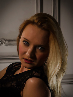 Rusa: "Curves" by Aleksandr Obyknovennyj by The Life Erotic
