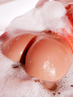 Cutie washing body by Amour Angels