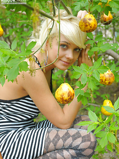 Tempting nude blonde by Amour Angels