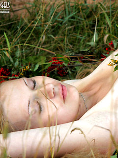 Exquisite Fine Angel by Amour Angels
