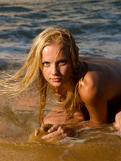 Sarah - Sunset by MPL Studios