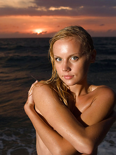 Sarah - Sunset by MPL Studios